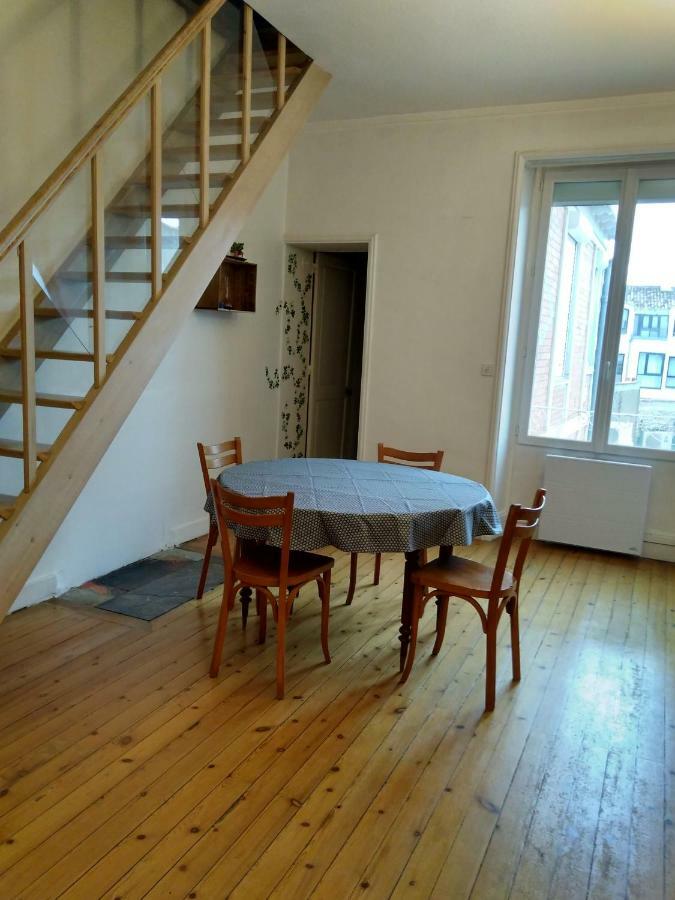 Appartement au calme Centre Ville à 2 pas du vieux marché La Rochelle  Exterior foto