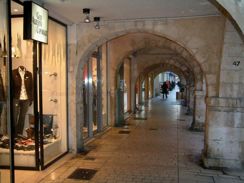 Appartement au calme Centre Ville à 2 pas du vieux marché La Rochelle  Exterior foto