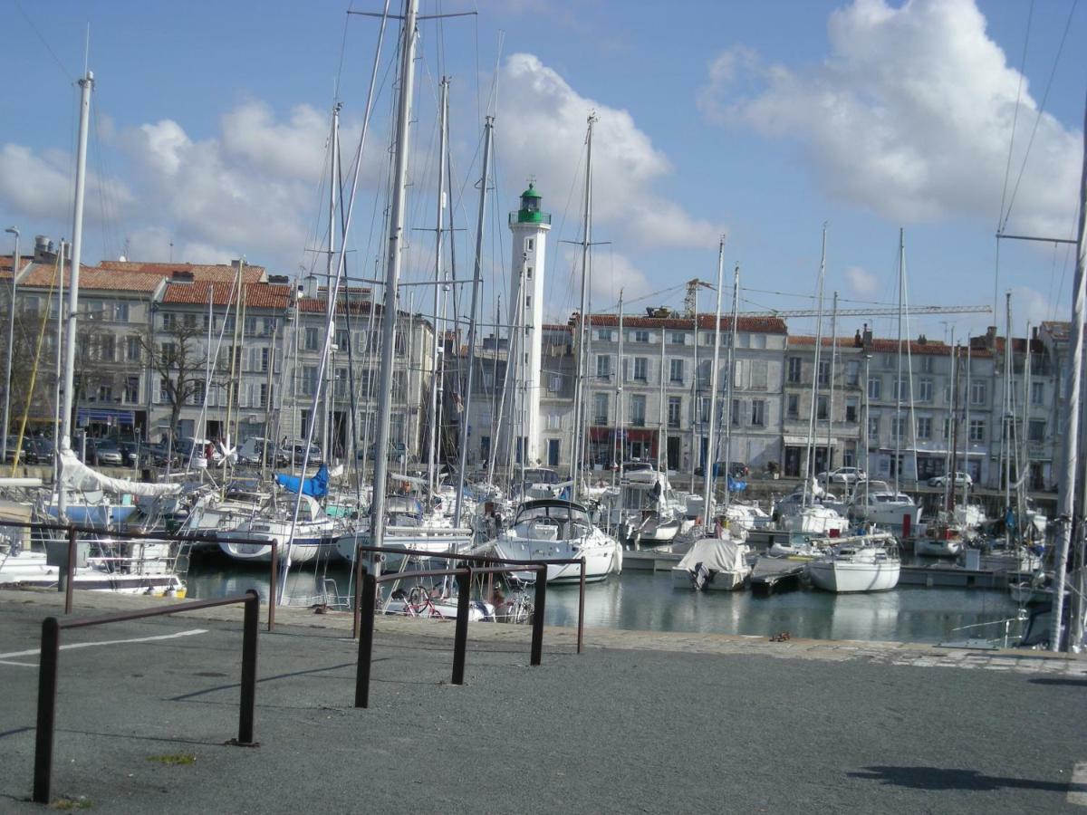 Appartement au calme Centre Ville à 2 pas du vieux marché La Rochelle  Exterior foto